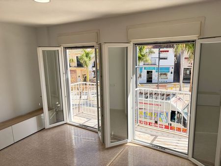 Alquiler de dúplex en Avenida España s/n - Photo 2