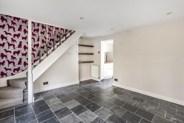 1 bedroom end of terrace house to rent - Photo 1