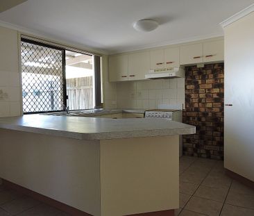 Great Location - Two Bedrooms plus Study Nook! - Photo 3