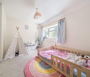 Gosden Hill Road, Guildford, GU4 - Photo 3