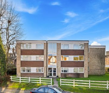 Ref: GF - Wray Common Road - Photo 2