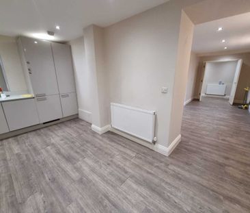 Dudley Mansions, Lansdowne Place, Hove - Photo 1