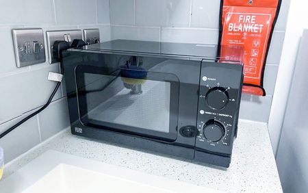 Studio Flat, Woodford Avenue, IG2 - Photo 4