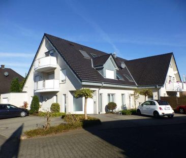Reserviert! 2 Zimmer Dachgeschosswohnung mit Balkon in Rietberg-Var... - Photo 1