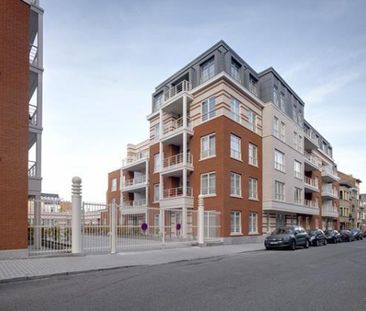 Quartier Saint-Antoine, Rez-de-Chaussée de standing 1 chambre + ter... - Photo 2