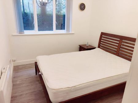 2 bedroom flat to rent - Photo 5