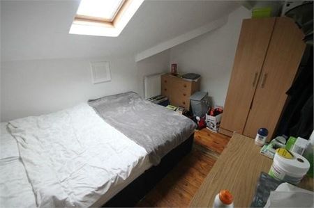 3 Bed - 15 Hessle Walk, Hyde Park, Leeds - LS6 1EJ - Student - Photo 2