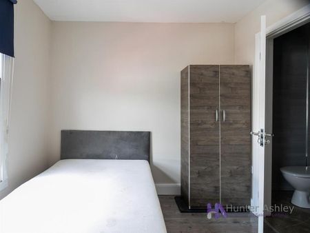 1 bedroom detached house to rent - Photo 2