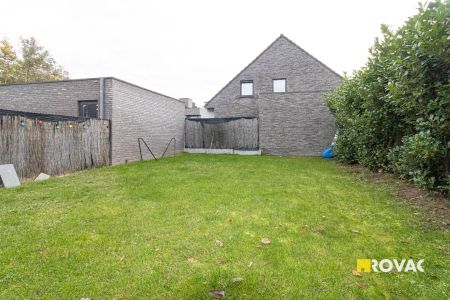 Halfopen nieuwbouwwoning met carport en tuin - Foto 5