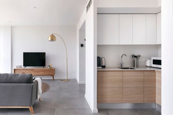 Carrer de Llull - Photo 1