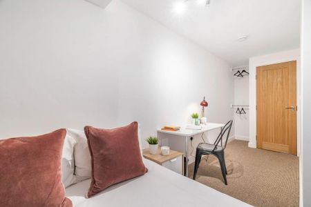 2 bedroom flat to rent - Photo 3