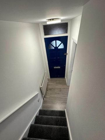 3 bedroom terraced house to rent - Photo 4