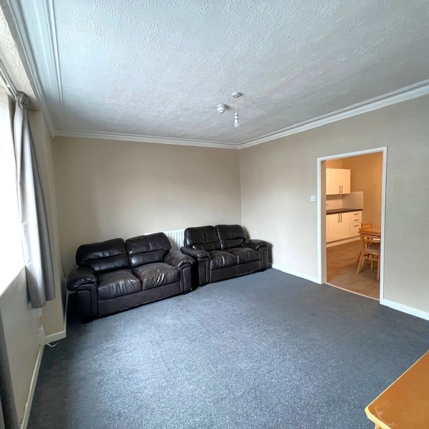 4 Bed Maisonette, Stokes Croft, BS1 - Photo 1