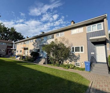 À louer / Maison à étages - Photo 1
