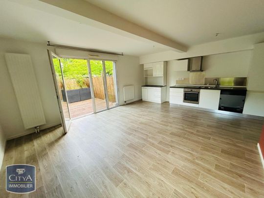 Location Appartement 3 pièces 63m² LAMBERSART 59130 - Photo 1