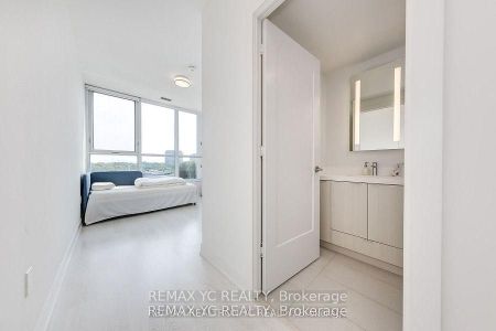 436 20 Inn on The Park - Photo 3