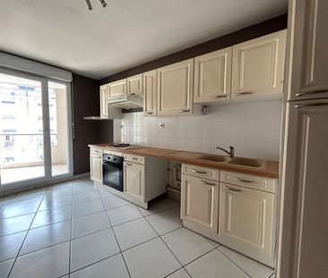 Appartement 4 pièces – VILLEURBANNE - Photo 4