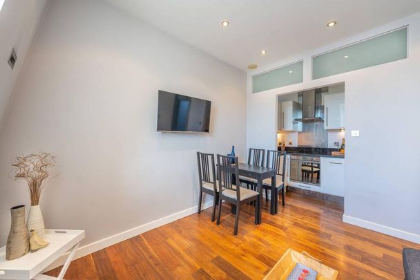 1 bedroom flat to rent - Photo 1