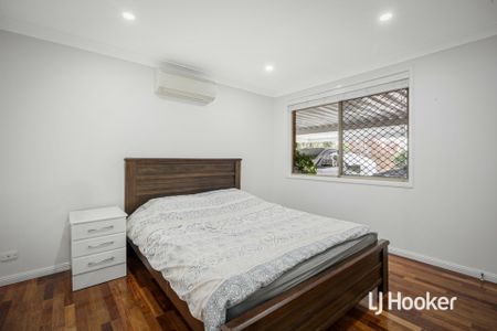 Beautiful 3 Bedroom Home - Great Location! - Photo 3