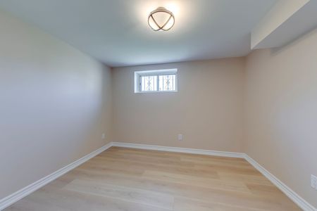 For Lease - 383 Wentworth Street Unit# BSMT, Oakville, Ontario - Photo 3