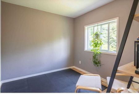 For Lease - 34 Willow Drive Unit# Main, Barrie, Ontario - Photo 4