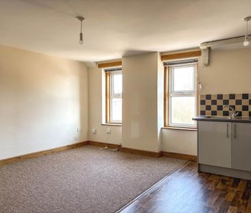 2 bedroom flat to rent - Photo 6