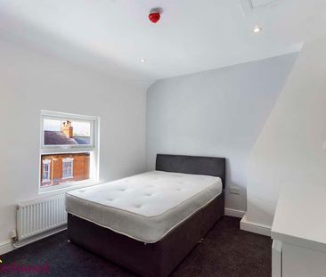 West Street, Banbury, OX16 - Photo 1