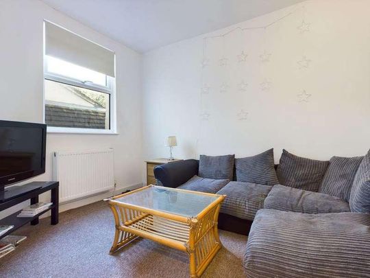 Lynton Street, Brighton, BN2 - Photo 1