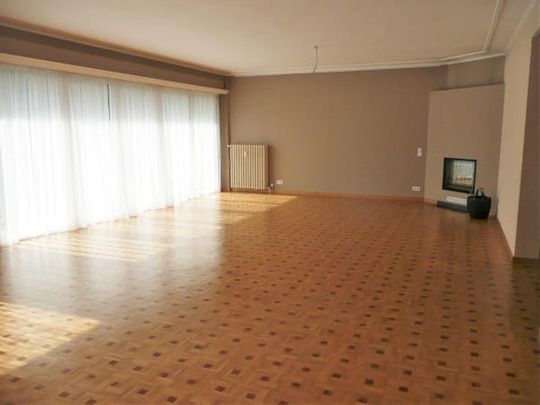 Appartement te huur - Photo 1