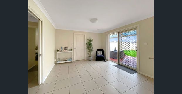 Executive Living in Keswick! - Photo 1