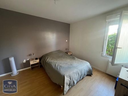Location Appartement 2 pièces 45m² BEUVRAGES 59192 - Photo 4