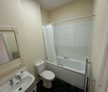 1 Bedroom Property To Rent - Photo 5