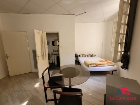 Location Appartement 1 pièce 18m² AIX EN PROVENCE 13100 - Photo 2
