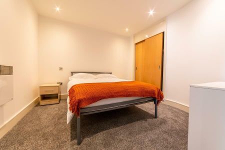 2 bedroom flat to rent - Photo 3