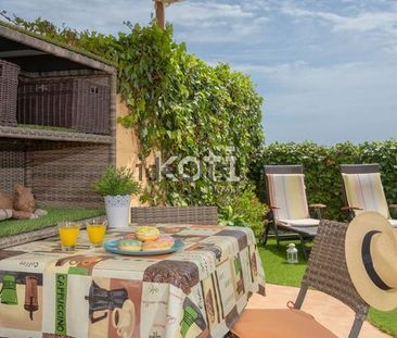 Alquiler de piso en Calle Sierra de Cazorla - Photo 1