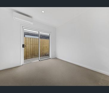 Beautiful Furnished Family Home To Rent! - Photo 3