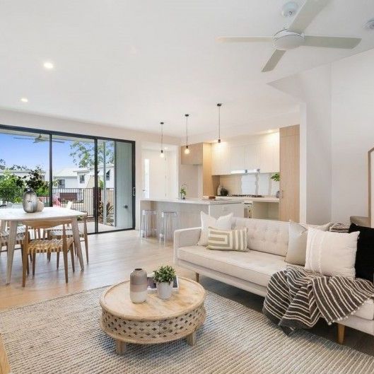 Prestigious Vida Complex 2mins Walk to Westfield - Photo 1