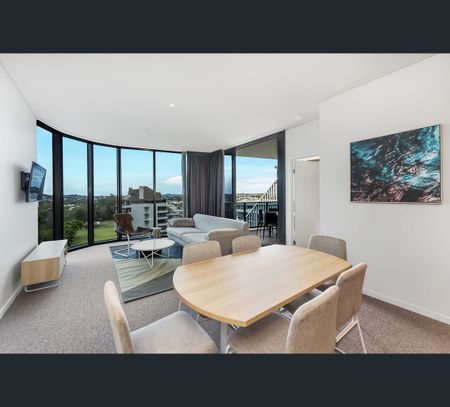 906/232 Wellington Road, Kangaroo Point, Qld 4169 - Photo 5