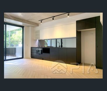 Architectural Splendor - Spacious One Bedroom Unit Now for Lease - Photo 6