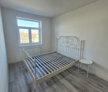 Pronájem bytu 2+kk v osobním vlastnictví 51 m², Milovice - Photo 3