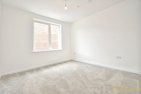 Carriage House, CM23, Bishop`S Stortford - Photo 2