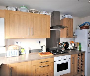 1 bedroom flat to rent - Photo 6