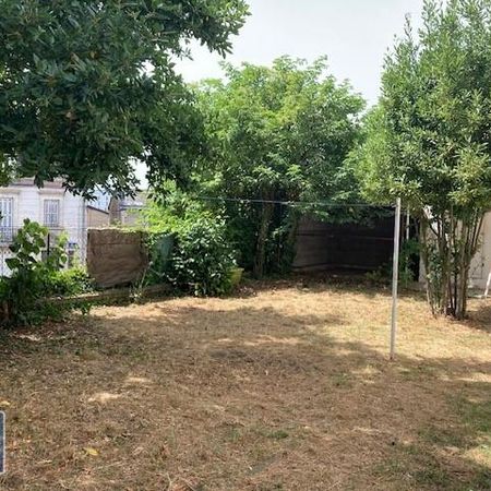 Location Appartement 2 pièces 63m² PERIGUEUX 24000 - Photo 3