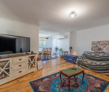 Ray White Forbes - 02 68511411 - Photo 1