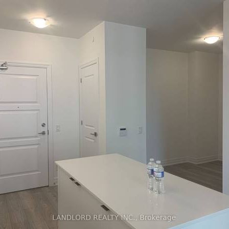 36 ELM DRIVE W. #703 - 1BED+DEN/1BATH, BALCONY, PARKING, LOCKER - Photo 3