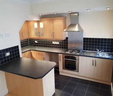2 bedroom terraced house to rent - Photo 6