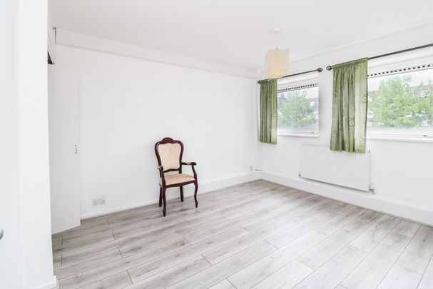 4 bedroom maisonette to rent - Photo 1