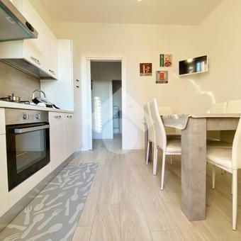 Monolocale in affitto - Photo 2