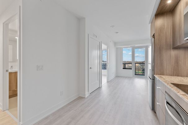 For Lease - 60 Central park roadway N/A Unit# 715, Toronto, Ontario - Photo 1