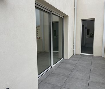 Location appartement 2 pièces, 47.60m², Nîmes - Photo 1